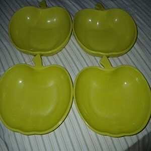 Vintage Hazel Atlas Apple-shaped Bowls